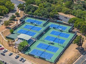 2502 Leon ST 511, Austin TX 78705