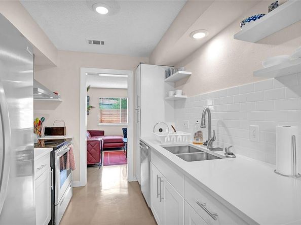 3404 Willowrun CV, Austin TX 78704