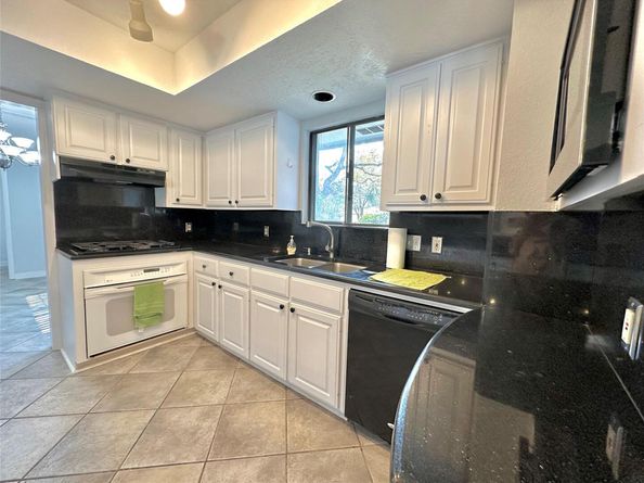 11740 D K Ranch RD, Austin TX 78759