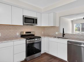 1402 Southport DR, Austin TX 78704