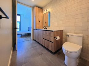 84 East Ave 3808, Austin TX 78701