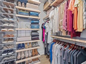 7905 Floracita LN, Austin TX 78735