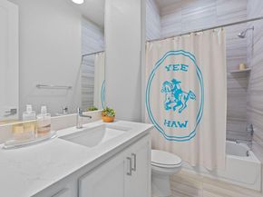 7905 Floracita LN, Austin TX 78735