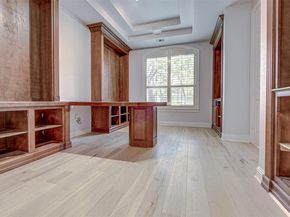 5701 Laguna Cliff LN, Austin TX 78734