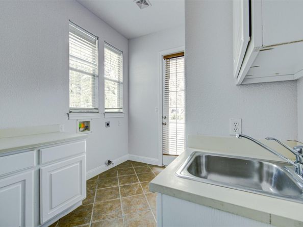 5701 Laguna Cliff LN, Austin TX 78734