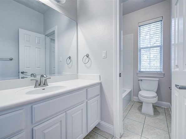 5701 Laguna Cliff LN, Austin TX 78734