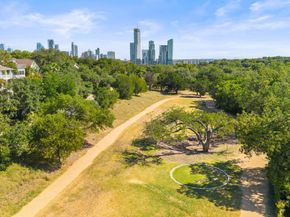 2104 East Side DR, Austin TX 78704