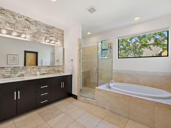 2104 East Side DR, Austin TX 78704