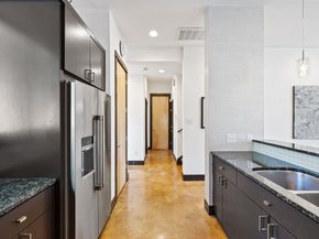 2104 East Side DR, Austin TX 78704