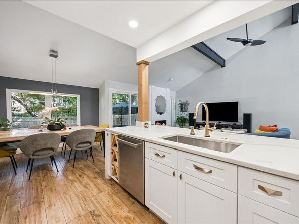 8906 Parkfield DR C, Austin TX 78758