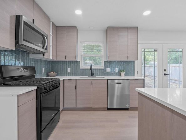 8706 Brookfield DR, Austin TX 78758