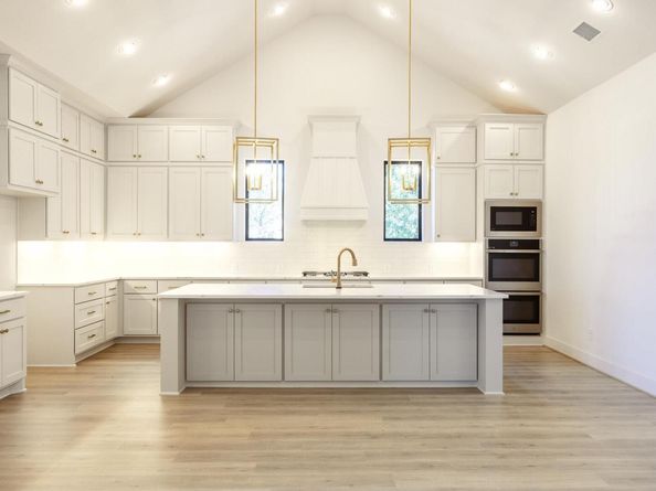 129 Oswalt WAY, Liberty Hill TX 78642