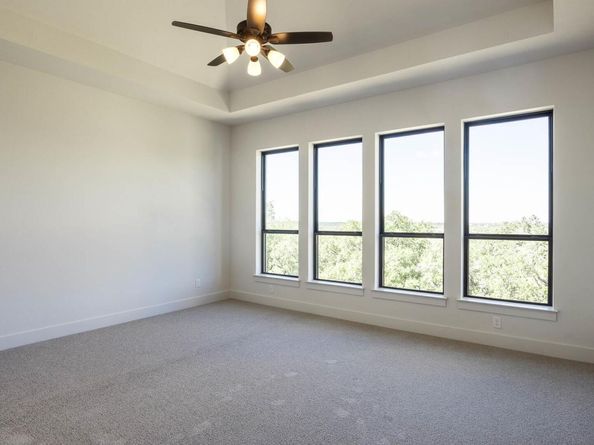 129 Oswalt WAY, Liberty Hill TX 78642