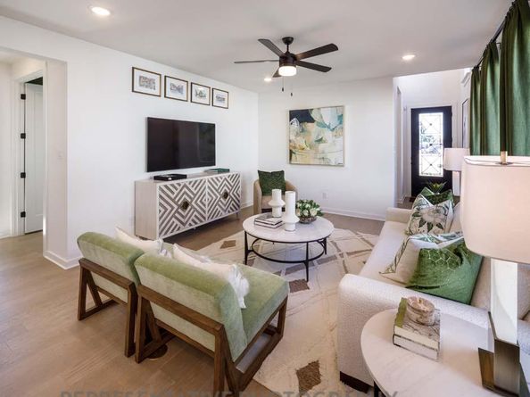 133 Three Oaks LN, Georgetown TX 78628