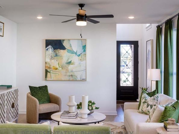 133 Three Oaks LN, Georgetown TX 78628