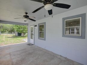 1307 Vine ST, Georgetown TX 78626