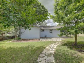 1307 Vine ST, Georgetown TX 78626