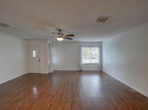 1307 Vine ST, Georgetown TX 78626
