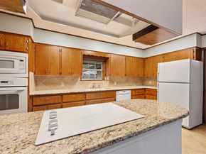 8709 Honeysuckle TRL, Austin TX 78759