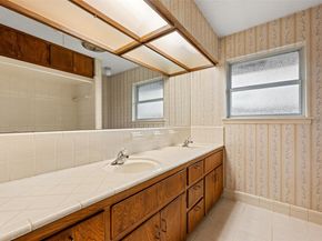 8709 Honeysuckle TRL, Austin TX 78759