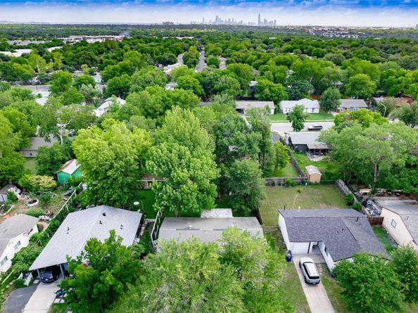 410 Blueberry HL, Austin TX 78745
