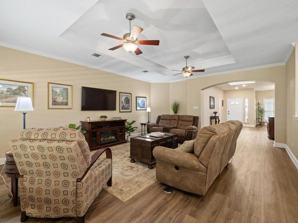 606 Explorer, Lakeway TX 78734