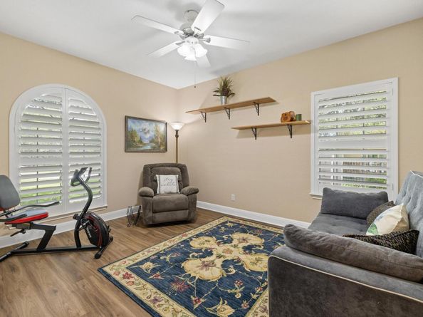 606 Explorer, Lakeway TX 78734