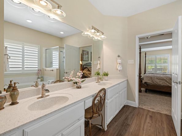 606 Explorer, Lakeway TX 78734