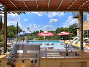 1900 Barton Springs RD 3031, Austin TX 78704