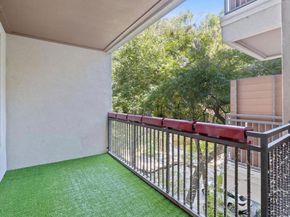 1900 Barton Springs RD 3031, Austin TX 78704