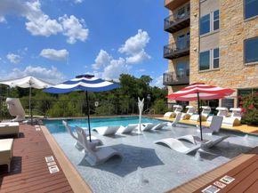 1900 Barton Springs RD 3031, Austin TX 78704