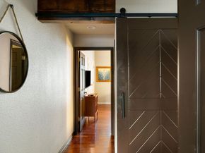 927 Challenger, Lakeway TX 78734