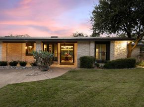 927 Challenger, Lakeway TX 78734