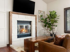 927 Challenger, Lakeway TX 78734