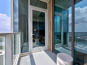 48 East Ave 3006, Austin TX 78701