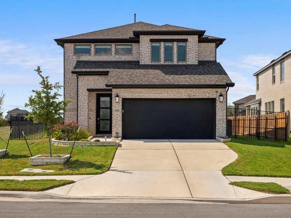 208 Dycus BND, Liberty Hill TX 78642