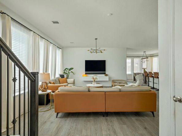 208 Dycus BND, Liberty Hill TX 78642