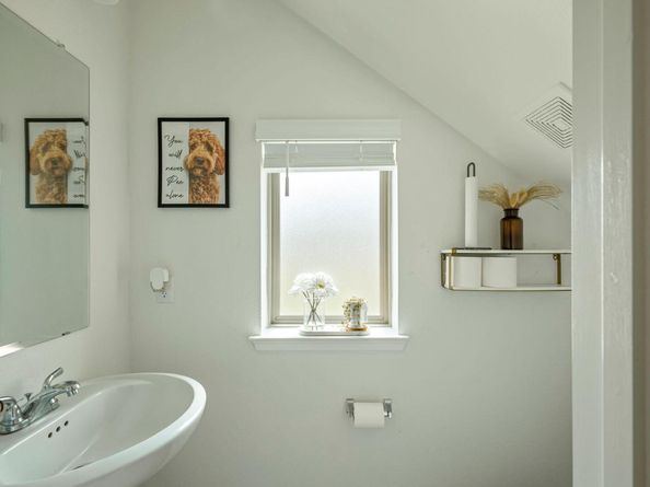 208 Dycus BND, Liberty Hill TX 78642