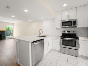 6410 Chimney Creek CIR B, Austin TX 78723