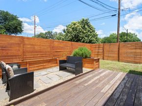 6410 Chimney Creek CIR B, Austin TX 78723