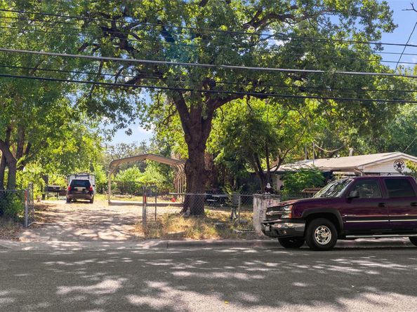 803 Vargas RD, Austin TX 78741