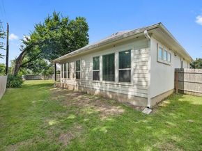 928 Centerra Hills CIR, Round Rock TX 78665
