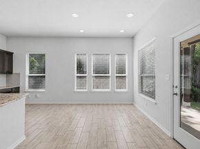 928 Centerra Hills CIR, Round Rock TX 78665