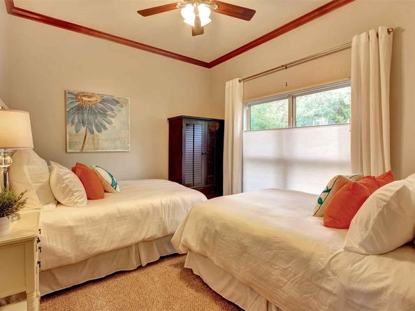 2208 Trailside DR, Austin TX 78704