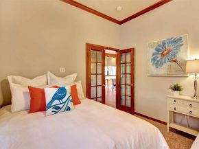 2208 Trailside DR, Austin TX 78704