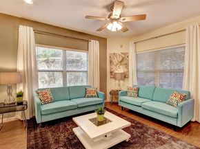 2208 Trailside DR, Austin TX 78704