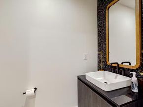 48 East Ave 2411, Austin TX 78701