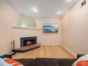 606 W Lynn ST 21, Austin TX 78703