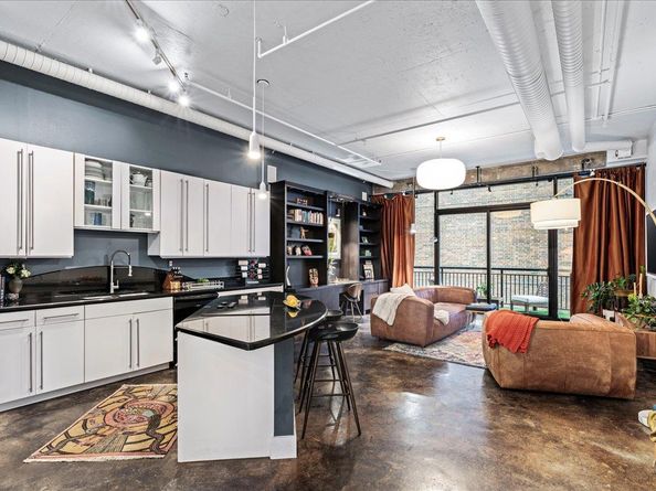 311 W 5th ST 1008, Austin TX 78701