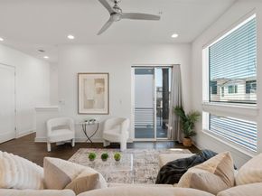 2050 Lohmans Spur RD 2203, Lakeway TX 78734